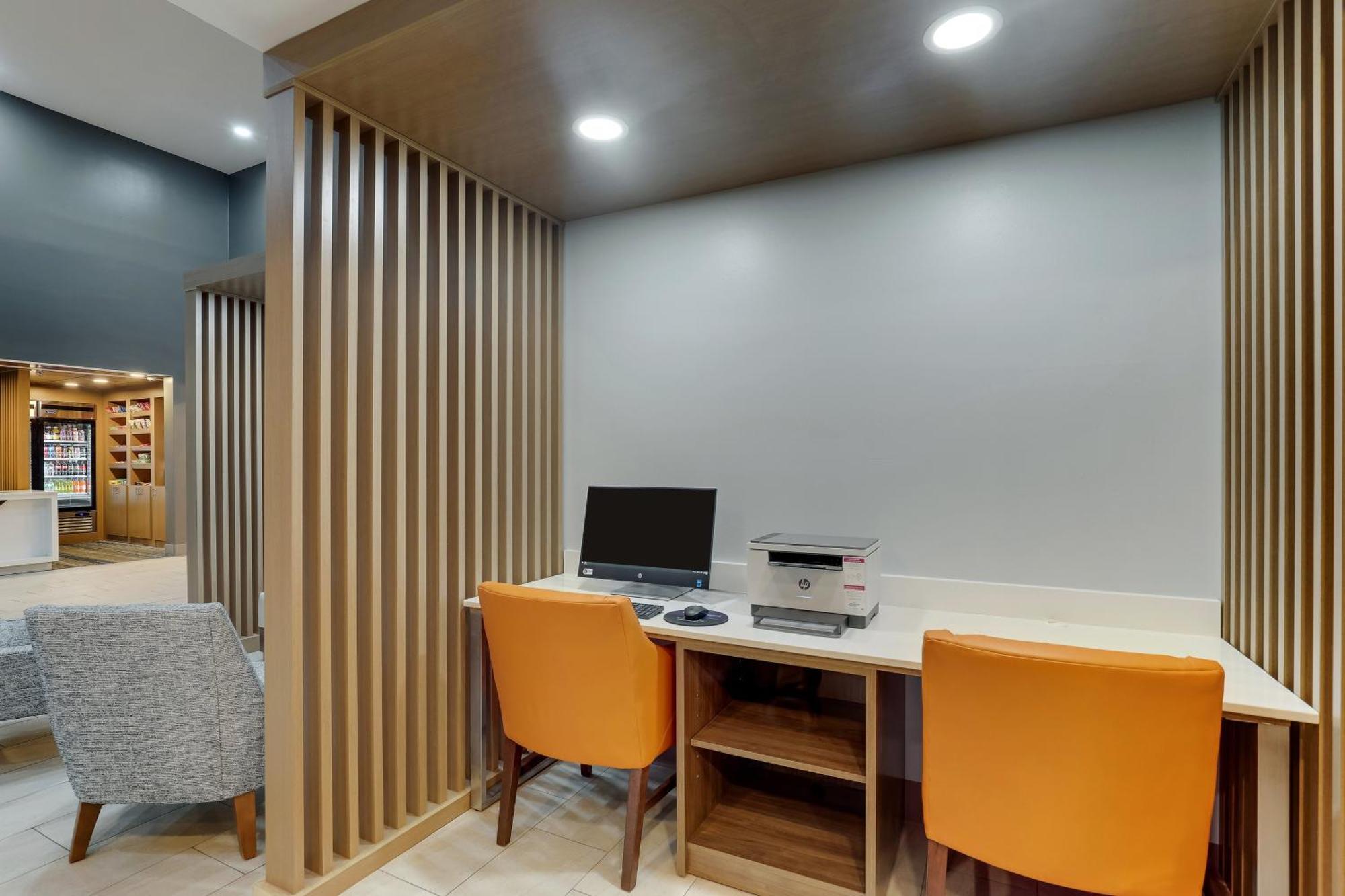 Holiday Inn Express Lexington Southwest Nicholasville By Ihg Dış mekan fotoğraf