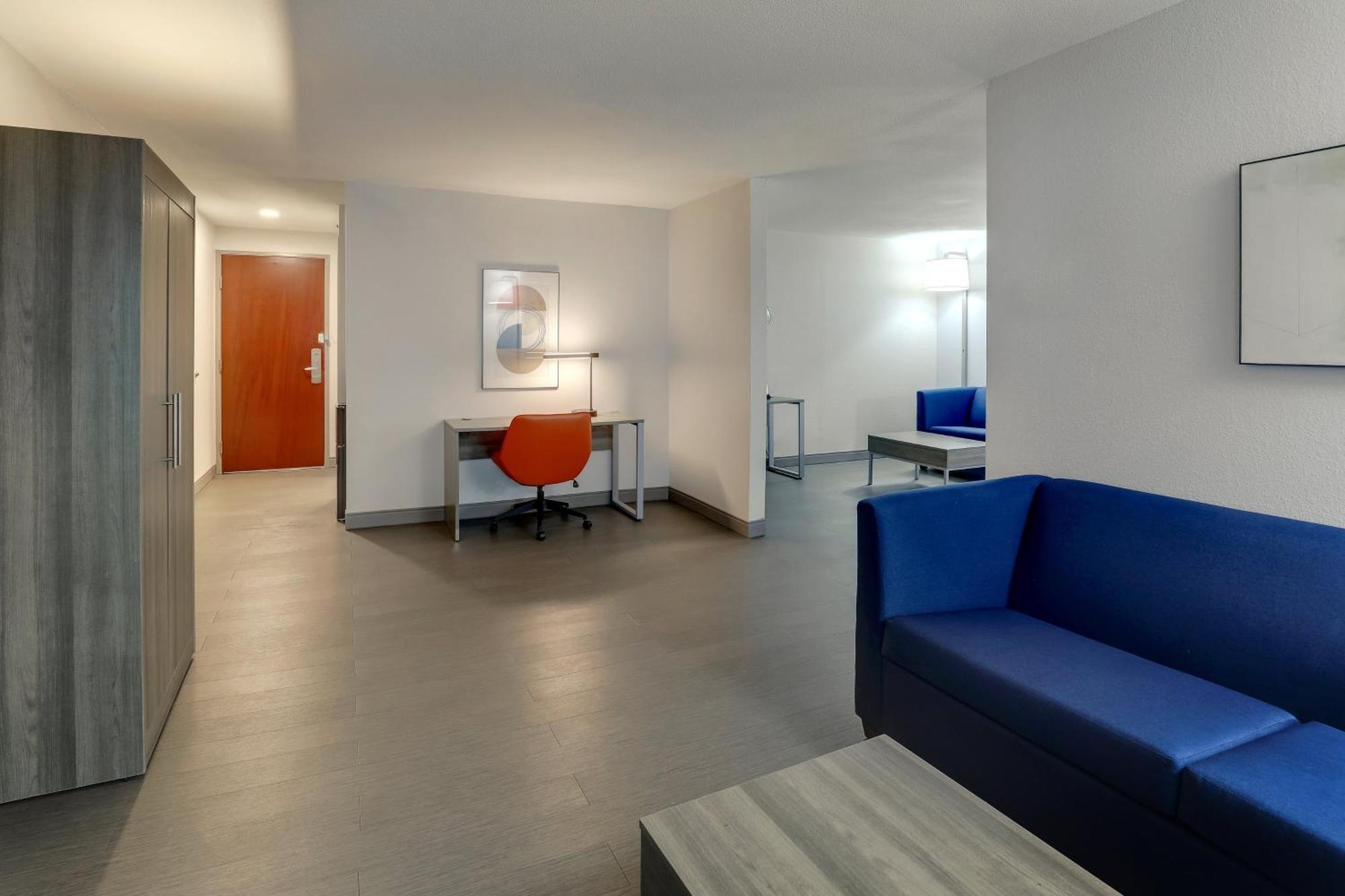 Holiday Inn Express Lexington Southwest Nicholasville By Ihg Dış mekan fotoğraf