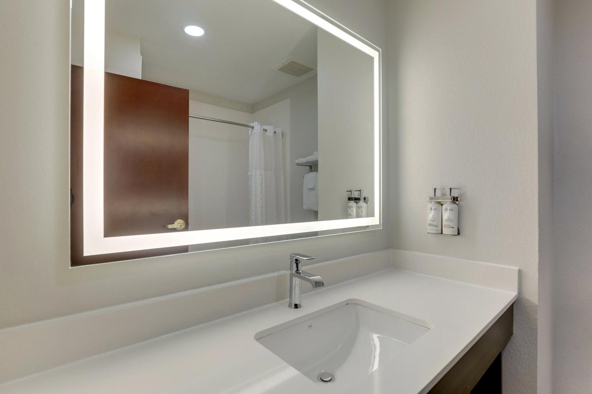 Holiday Inn Express Lexington Southwest Nicholasville By Ihg Dış mekan fotoğraf