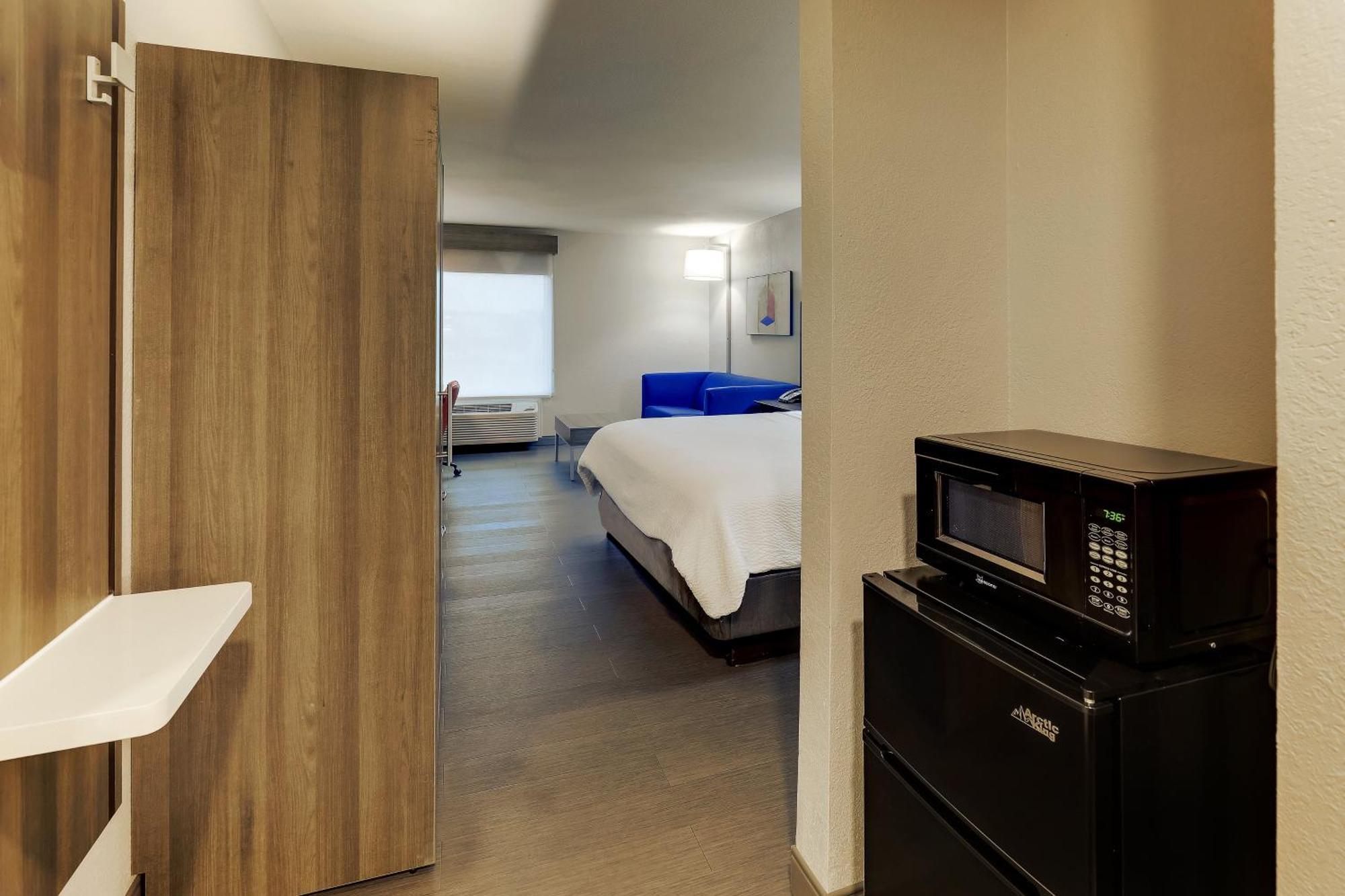 Holiday Inn Express Lexington Southwest Nicholasville By Ihg Dış mekan fotoğraf